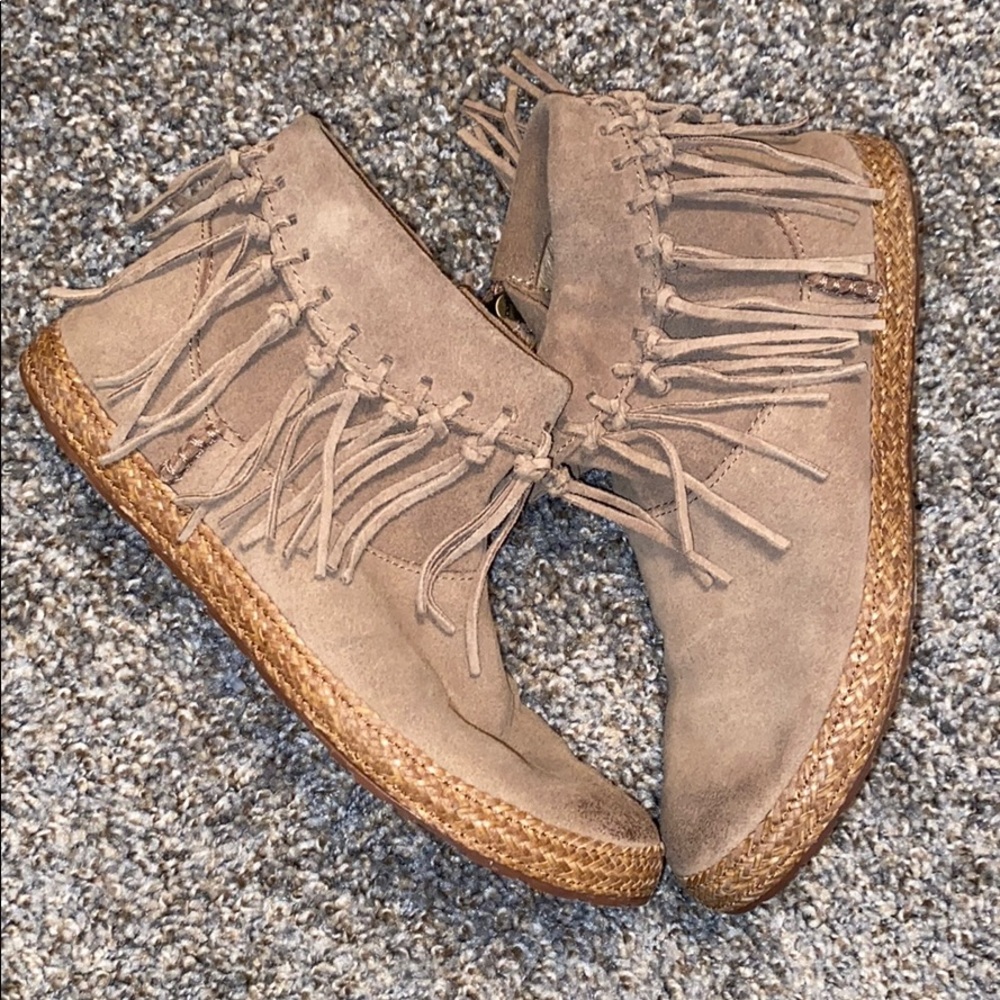 Ugg Moccasin Booties